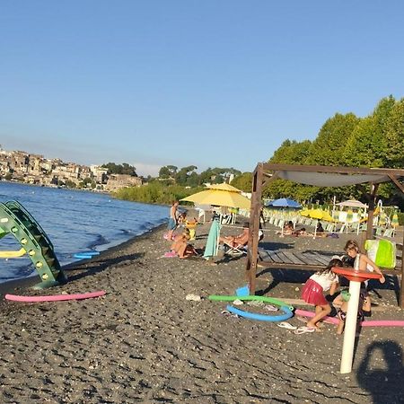 אנגוילרה סבציה Iride Sul Lago 1 Via Principessa Jolanda 10-Piazza Del Molo מראה חיצוני תמונה