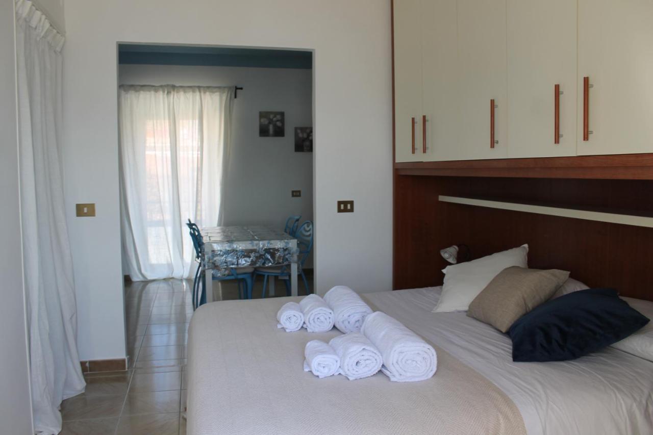 אנגוילרה סבציה Iride Sul Lago 1 Via Principessa Jolanda 10-Piazza Del Molo מראה חיצוני תמונה
